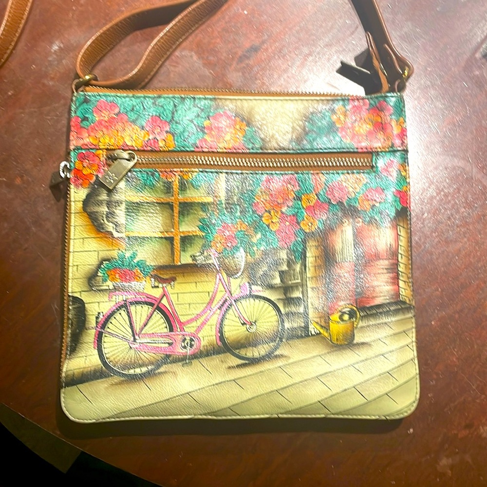 Anuschka cross body 
Prim condition.
Non smoking home.